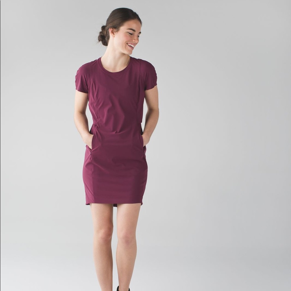 Lululemon Endeavour Dress